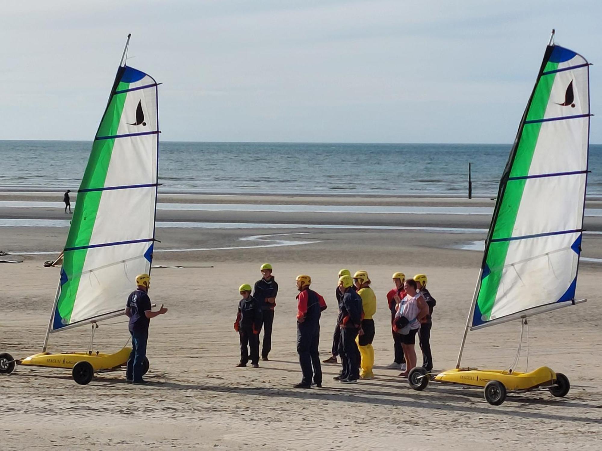 The Vans De Panne Bagian luar foto